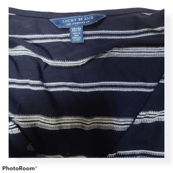 Lucky brand long sleeve - Picture 3 of 3